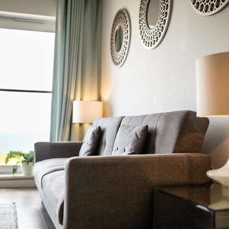 Stunning Sea Views, Luxury Apartment Beaches & Restaurants Are A Short Walk Away New Quay Zewnętrze zdjęcie