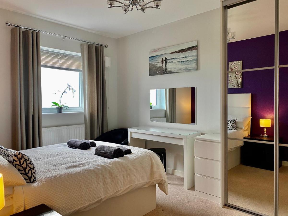 Stunning Sea Views, Luxury Apartment Beaches & Restaurants Are A Short Walk Away New Quay Zewnętrze zdjęcie